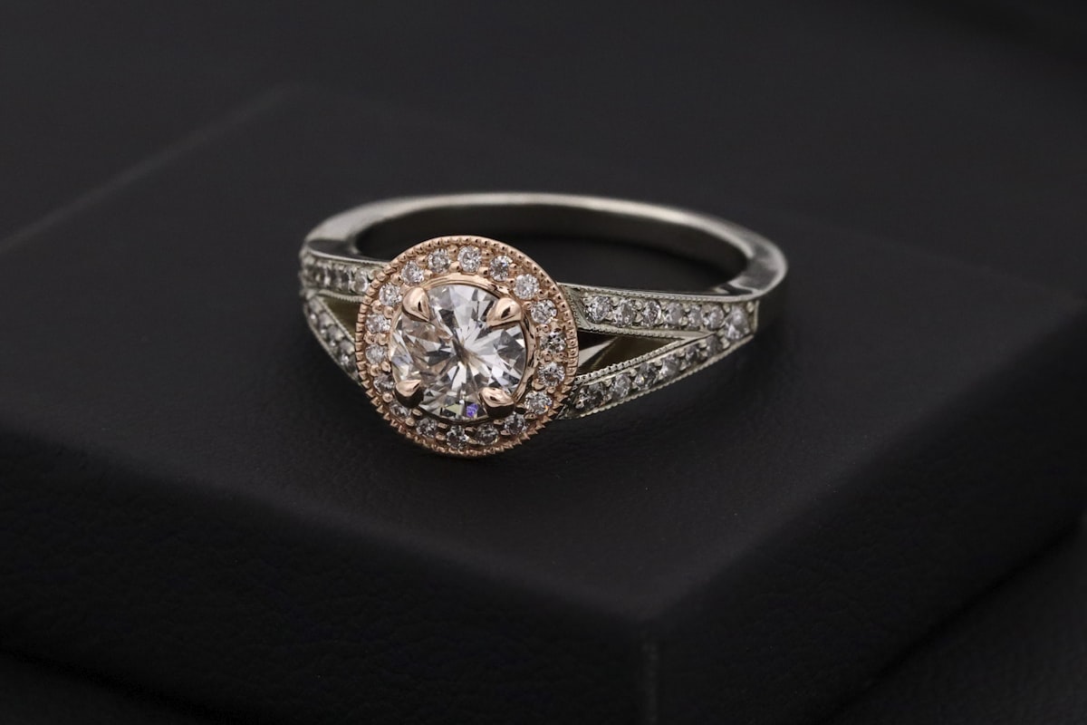 Luxury diamond jewelry